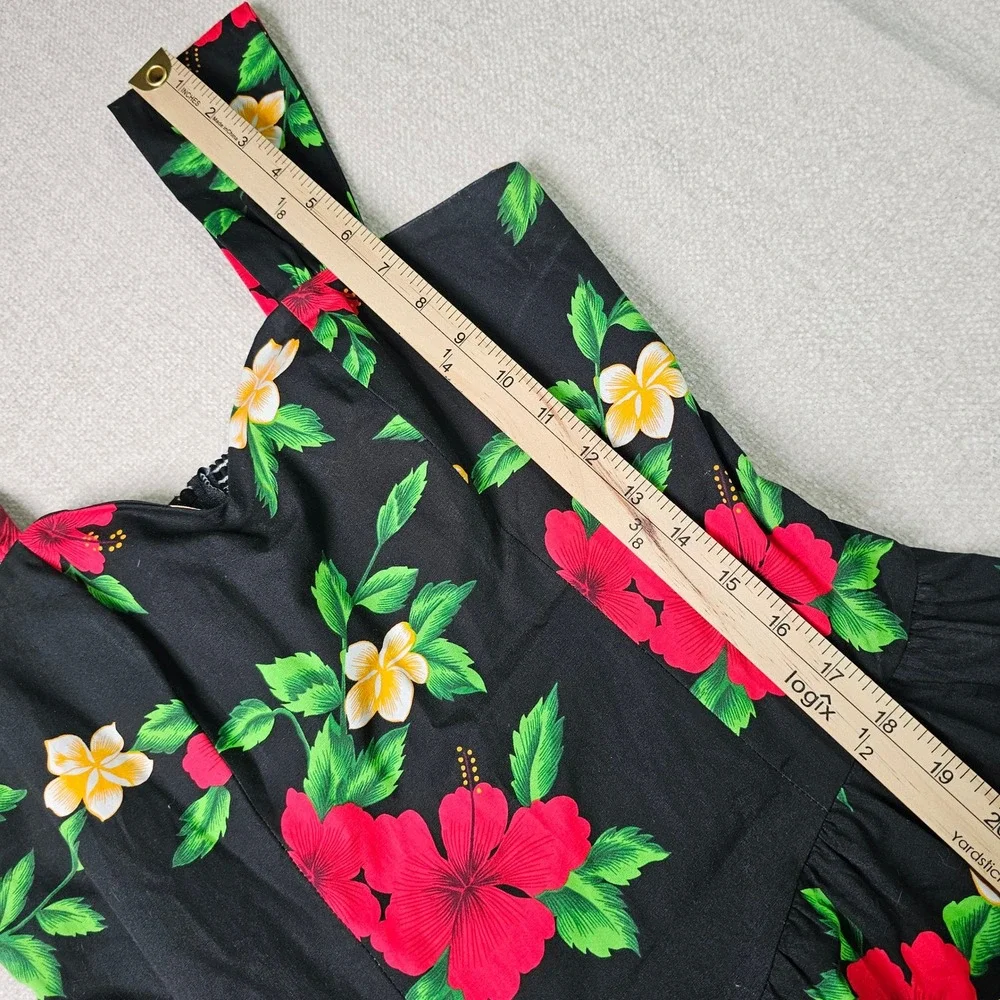 Vintage Royal Creations Hawaiian Dress‎ Black Red Hibiscus Floral Midi Smocked M